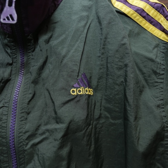 Vintage Adidas Light Jacket - Picture 2 of 5